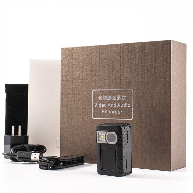 Înregistrator profesional de securitate cu vedere de noapte HD, purtat pe piept, senzor CMOS 1080p, baterie 9–11 ore, stocare MicroSD, microfon stereo