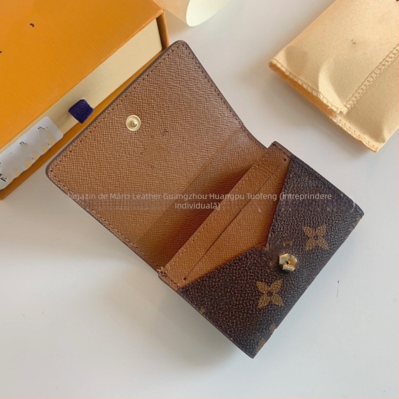 Portofel pentru monede din piele naturală pentru femei – model în carouri, căptușeală din piele de vacă