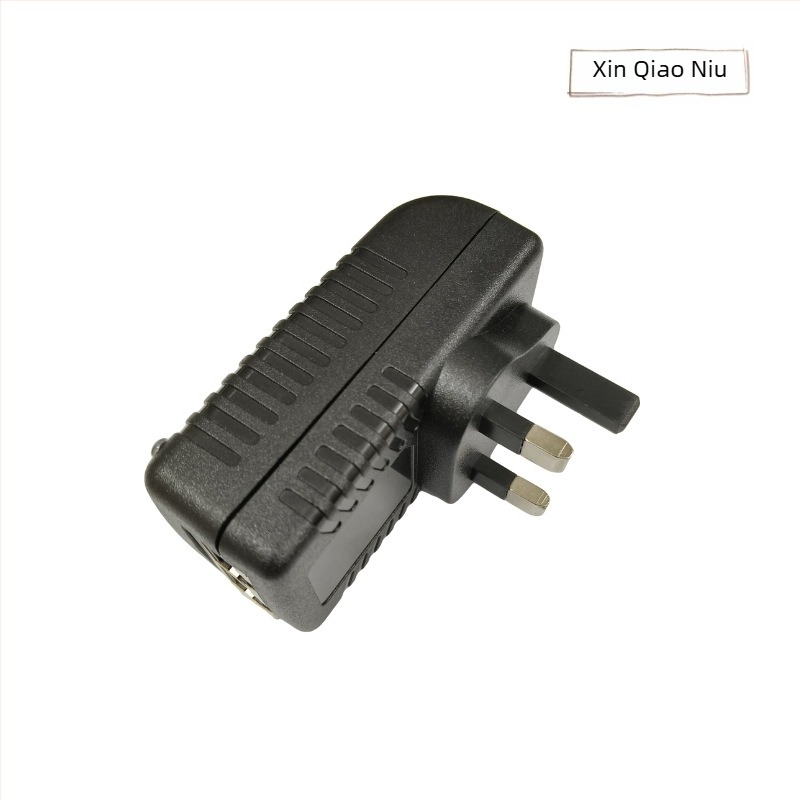 Adaptor PoE pentru rețea, standard UK — ieșiri 12V/15V/24V/48V, 1A și 0.5A, pentru supraveghere și dispozitive de rețea