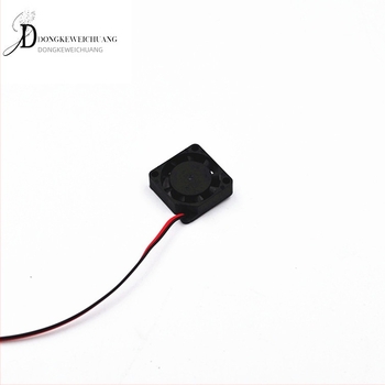 Ventilator de răcire pentru laptop, model 2006, 12.000 RPM, rulment hidraulic, corp din plastic
