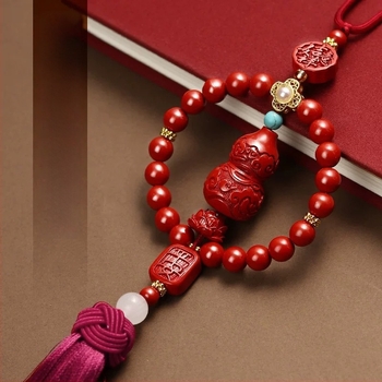 Ornament auto handmade din cinnabar, în formă de dovleac, pentru interior