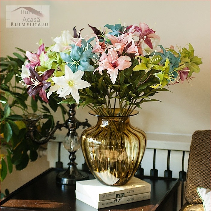 Vas de sticlă suflat manual, relief colorat – stil european modern pentru living și dining. Material: Sticlă; Cadou: Nu; Autorizare IP: Nu