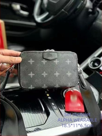 Geantă de umăr crossbody pentru bărbați - PVC, fără căptușeală, pentru laptop de 8 inch, model cu litere, în cutie