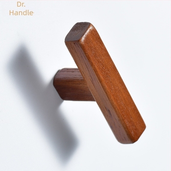 Mâner garderobă — minimalist din lemn masiv, formă bară, montaj pe suprafață, model YGM-C