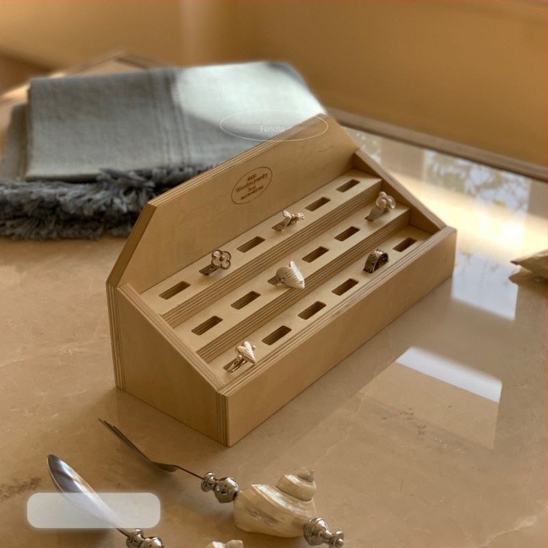 Raft de expunere pentru inele, lemn, stil Nordic, lucrat manual, cu un etaj (lemn; stil Nordic; lucrat manual; cu un etaj)