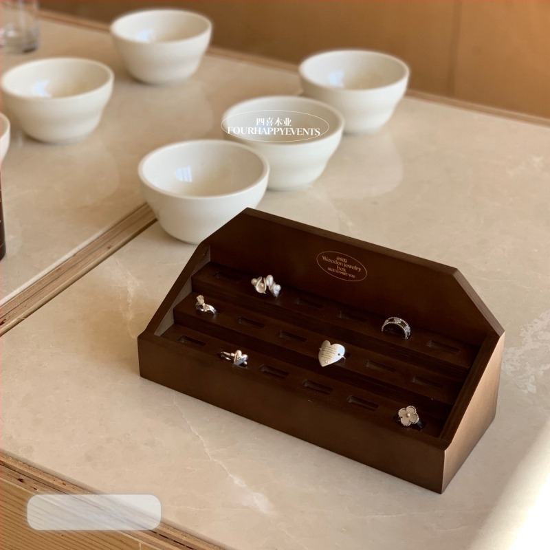 Raft de expunere pentru inele, lemn, stil Nordic, lucrat manual, cu un etaj (lemn; stil Nordic; lucrat manual; cu un etaj)