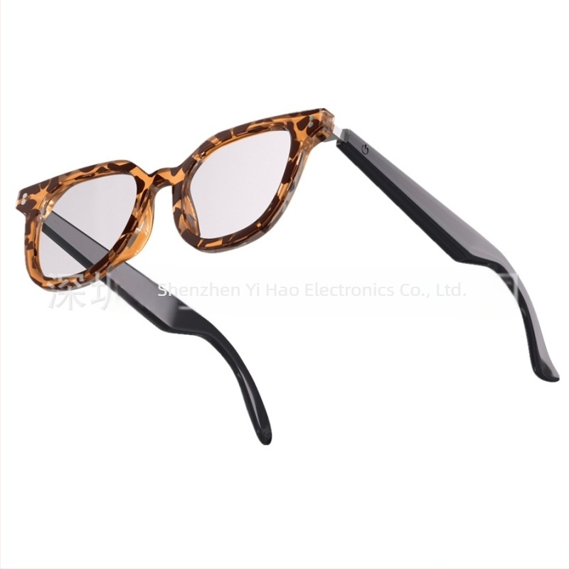 Ochelari Bluetooth inteligenți cu traducere AI și căști încorporate, ochelari de soare cu ramă leopard, sunet wireless (Bluetooth 5.0; rază 10 m; autonomie 4–8 ore; modul handsfree în mașină; rezistență la apă zilnică)