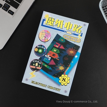 Kit DIY cu circuit pe hârtie pentru copii – felicitare luminoasă, proiect creativ cu circuit pe hârtie, experiment științific manual; vârstă 7–14 ani, Material: hârtie, Brand: Magic Paper Circuit, Ambalaj: cutie de hârtie