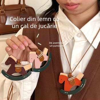 Pandantiv vintage din piele cu cal balansoar pentru rucsac și decor auto • Material PU • Greutate 20 g • Model: animale mici • Stil: dulce, pandantiv • Tengyi premium