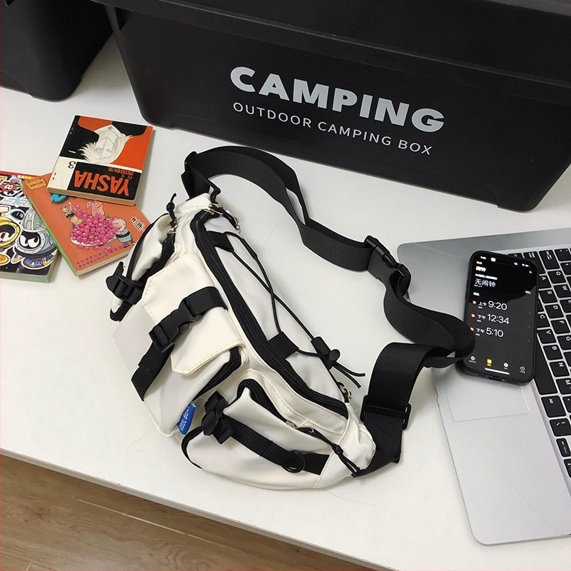 Geantă din nylon pentru piept, design Harajuku, căptușeală poliester, fermoar, buzunar pentru telefon în interior, buzunar interior cu patch