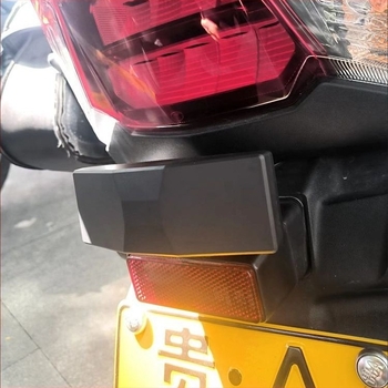 Sistem de monitorizare a unghiurilor moarte pentru motocicletă, asistență la schimbarea benzii, radar cu 4 canale și afișaj digital