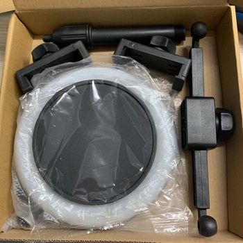 Suport de masă pentru telefon pentru streaming live, cu poziții reglabile pentru camere duale/triple; plastic, stil general