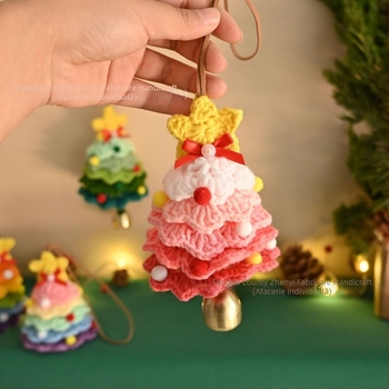 Ornament de Crăciun pentru Mașină și Geantă — pandantiv croșetat manual, scenă decorativă, din aliaj