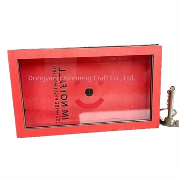 Ornament din lemn cu cutie de urgență și ciocan, cod A004, brand Xin meng, gravură, imprimare cu cerneală, 145 g