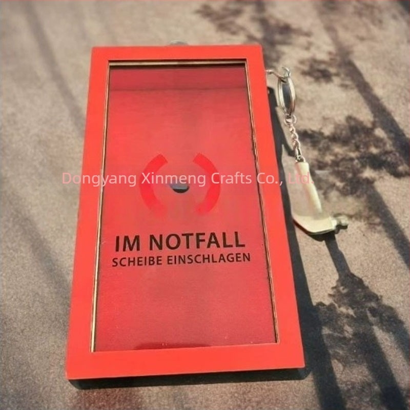 Ornament din lemn cu cutie de urgență și ciocan, cod A004, brand Xin meng, gravură, imprimare cu cerneală, 145 g