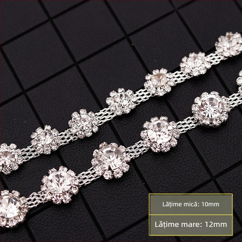 Lanț cu cristale pentru costume de dans – placare electrolitică, model cu floarea-soarelui, design original (Lanț, cristale, placare electrolitică, model cu floarea-soarelui, design original)