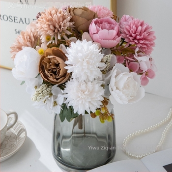 Buchet de flori artificiale din mătase - țesătură de mătase, turnare prin injecție, varietate margaretă