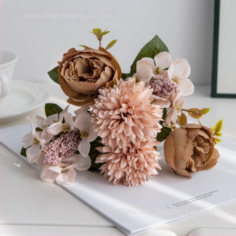 Buchet de flori artificiale din mătase - țesătură de mătase, turnare prin injecție, varietate margaretă