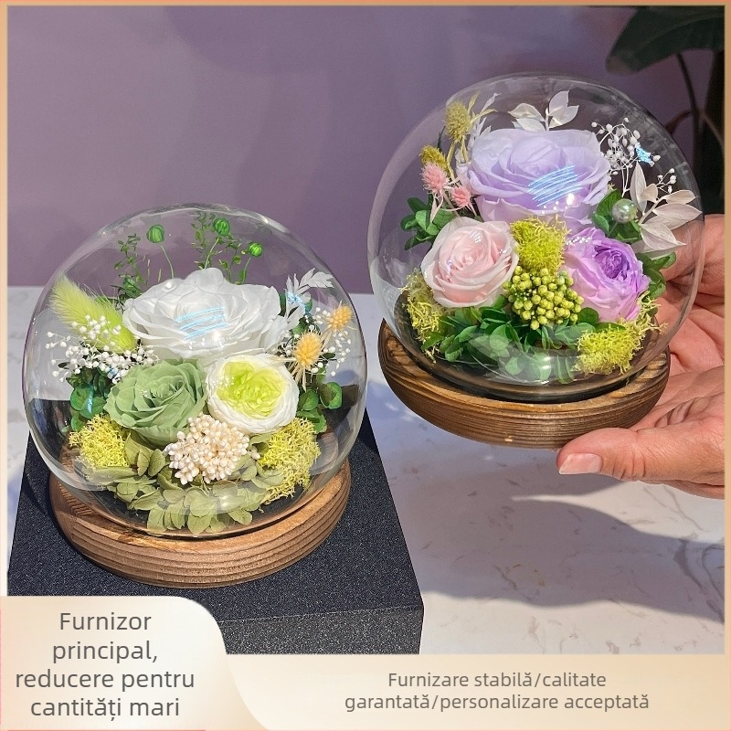 Trandafir etern în cupă de sticlă sferică – Material: Trandafir etern; Varietate: Roza; Cadou gata; Potrivit pentru nunți și zile de naștere