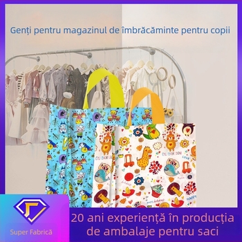 Poșetă din plastic pentru magazin de îmbrăcăminte pentru copii, design drăguț desen animat și logo personalizat de înaltă calitate — construcție cu dublu strat; destinație ambalare cadouri; producție zilnică 100000; toleranță 0.001