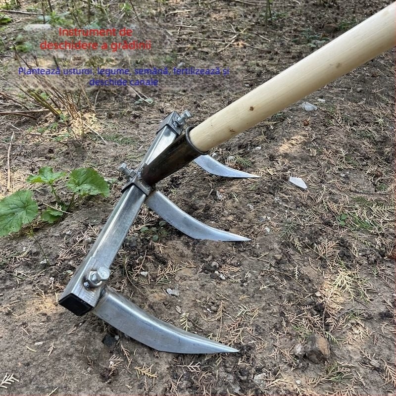 Greblă de plug pentru șanțuri de usturoi și răsaduri, unealtă veche de cultivare a legumelor și porumbului (Brand: Consultation; Domeniu: Agricultură)