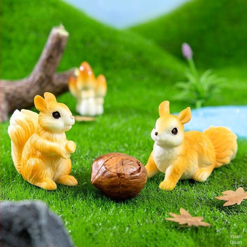 Ornament din rășină pentru terariu: peisaj DIY cu mușchi și o veveriță mică – decor pentru acvariu/terariu