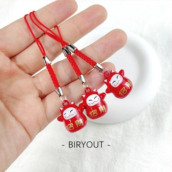 Pandantiv-cheie mini pisică norocoasă, stil desen animat, fier, model: animale mici, lansare toamnă 2025