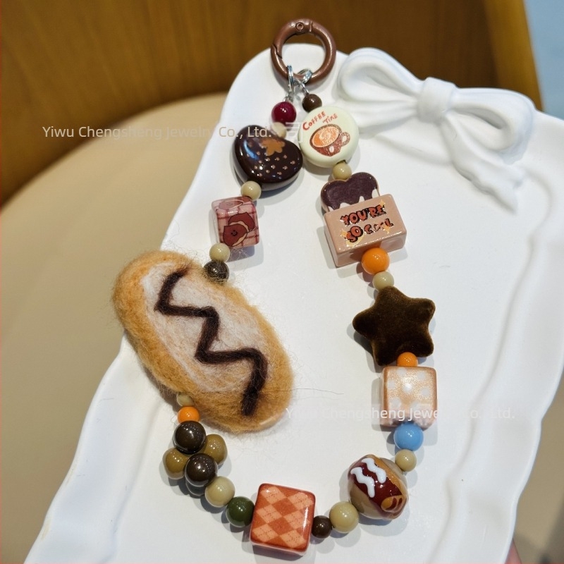 Lanț de telefon din pluș, realizat manual Bear the Saint — motiv animal (ursuleț mic și alte animale) pentru primăvara 2025, accesorii fashion pentru telefon