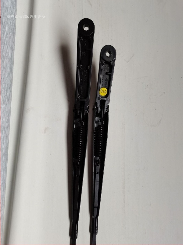 Ansamblu braț ștergător față – Wiper Assembly (Body Accessories) pentru seria Volkswagen (Sagitar, Golf, Weiran); 24V motor; piese metalice; numere accesorii 1Q1955409/1K5955410/30D955409