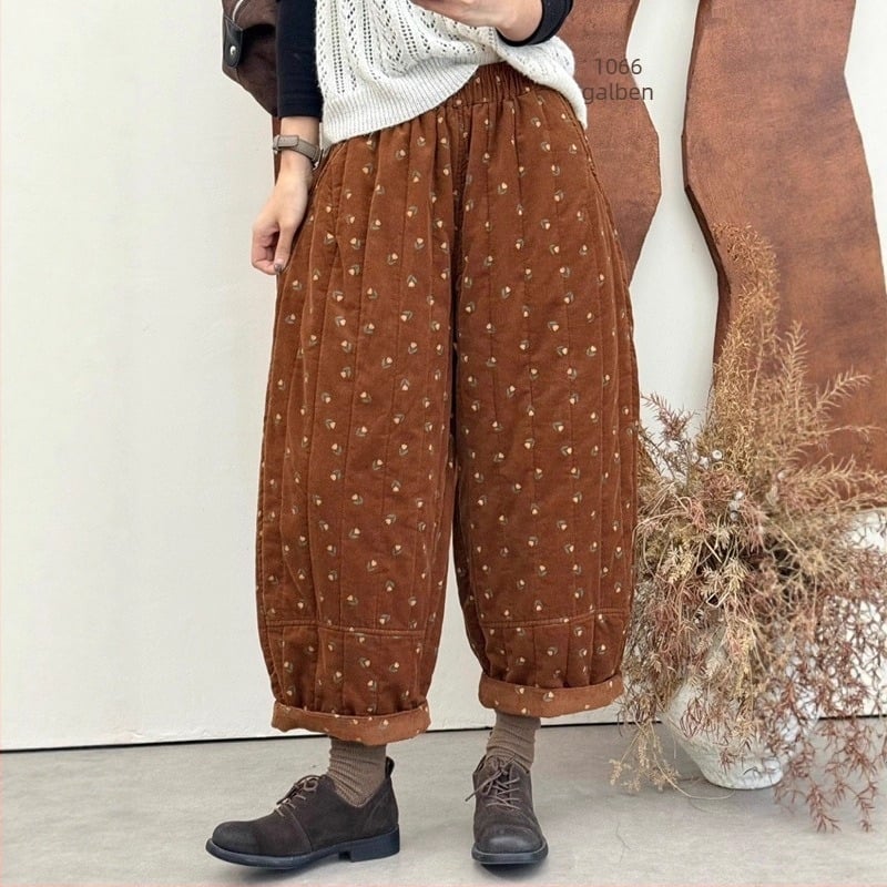 Pantaloni dama corduroy cu imprimeu din bumbac, croială lejeră stil harem, talie elastică, căptușeală quilted, iarnă 2025