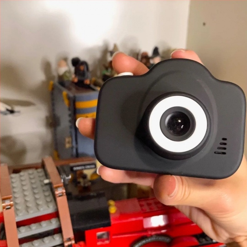 Aparat digital cu două camere pentru studenți, înaltă definiție, corp din plastic, fără zoom optic, fără stabilizare a imaginii