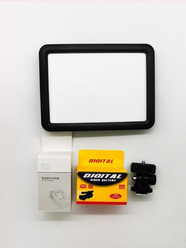 Lumină LED portabilă pentru fotografie – tri-culoare, reglaj continuu al luminozității și a temperaturii de culoare (2900–5700K), 110–240V, rază 5 m, model SC-012