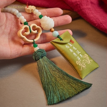 Ornament din lemn pentru interiorul mașinii, cu motif lotus și norii binecuvântării, stil desen animat, lansare iarna 2024