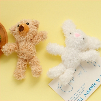 Broșă din pluș cu design ursuleț și iepuraș, broderie computerizată cu umplutură din bumbac sintetic, origineYiwu, Primăvara 2024