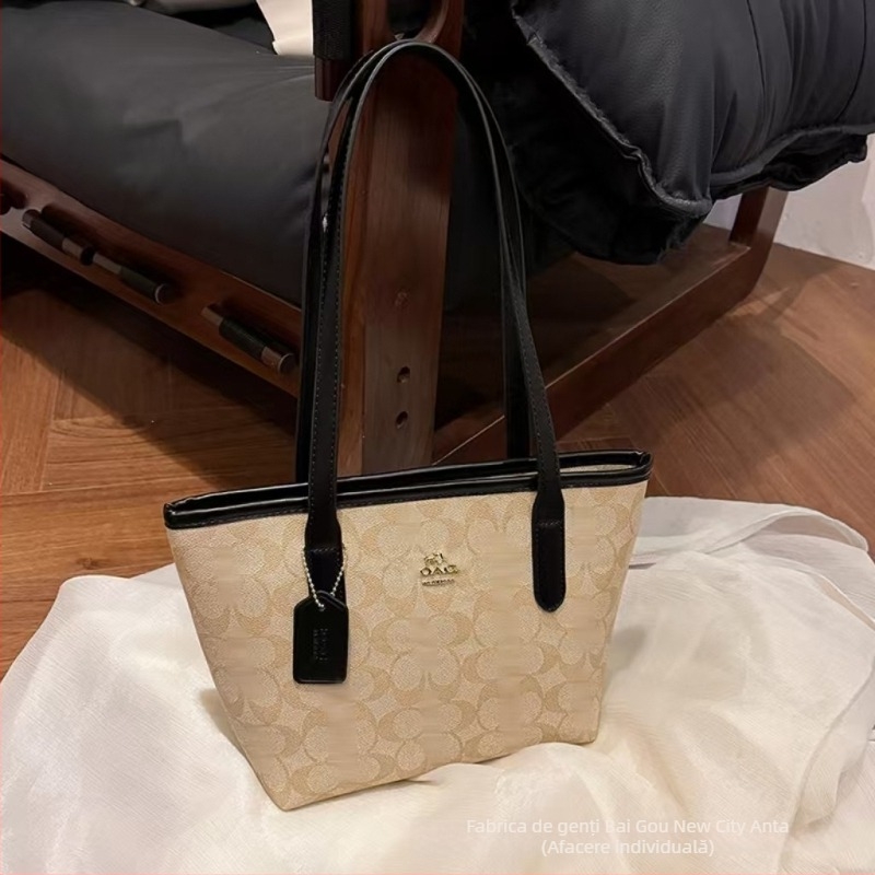 Geantă de damă PU tote, stil urban, închidere cu fermoar, buzunar patch interior, compartimente pentru telefon și documente, căptușeală din poliester