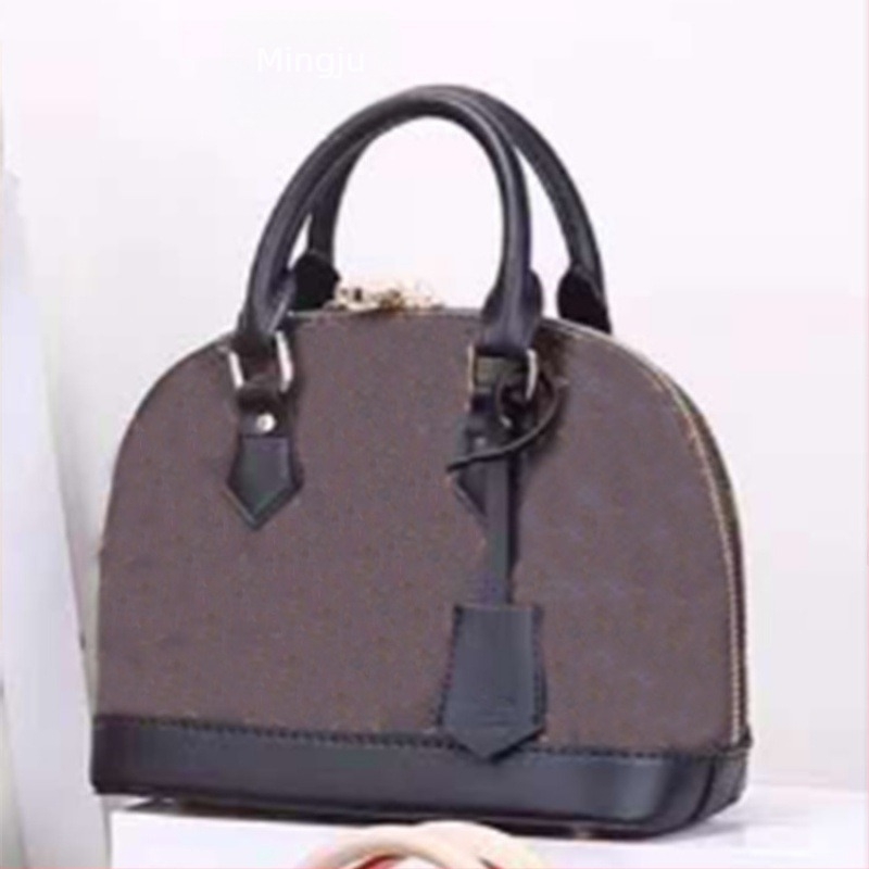 Geantă Shell din PU, închidere cu fermoar, căptușeală poliester, strat intermediar, curea de umăr unică