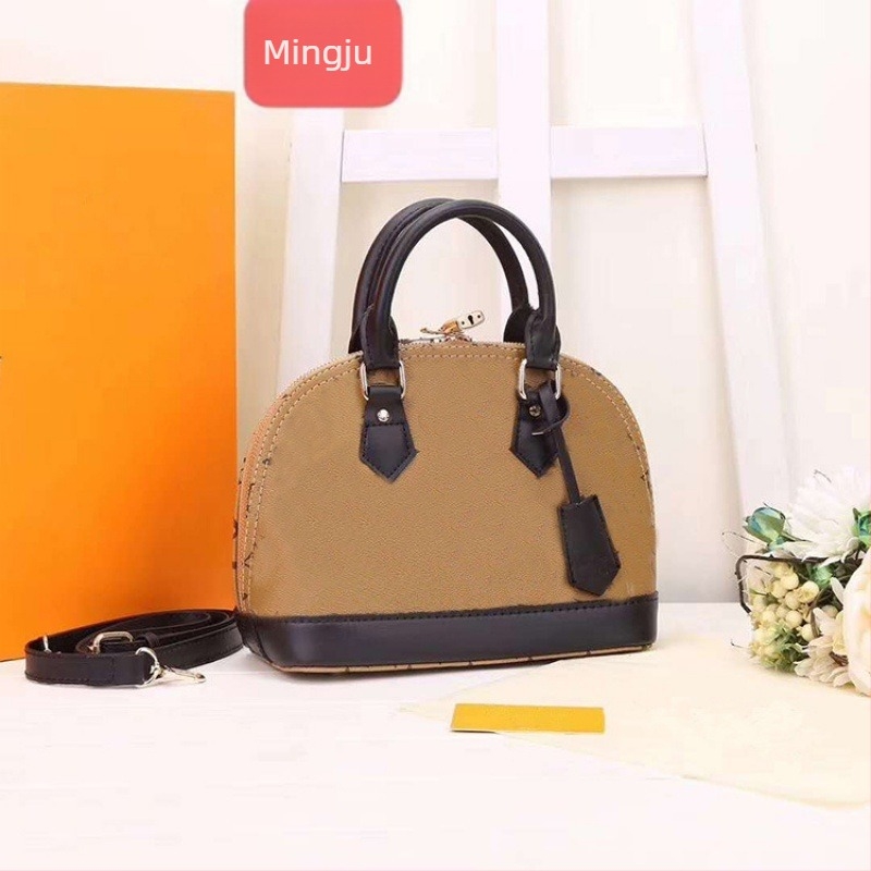 Geantă Shell din PU, închidere cu fermoar, căptușeală poliester, strat intermediar, curea de umăr unică