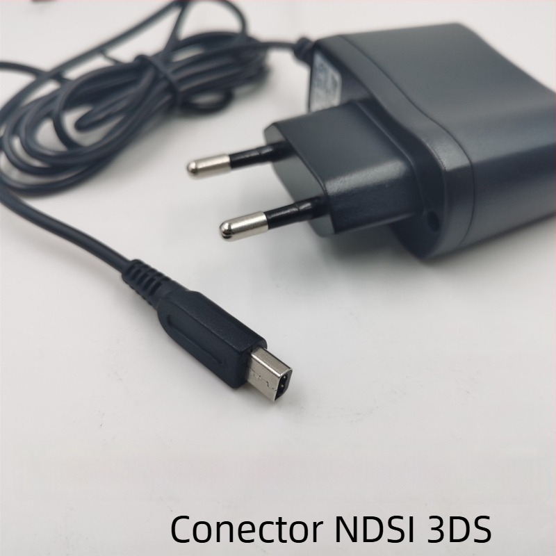 Încărcător SP/NDSL/3DS cu cablu, 110-240V, Carcasă ABS, fabricat în Shenzhen