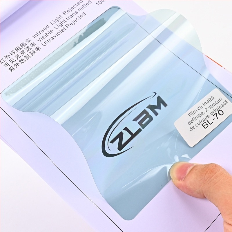 Film pentru geamuri auto, PET film izolant termic, transmisie a luminii 5–80%, izolație 40–90%, protecție UV 60–99%, grosime 2 mil