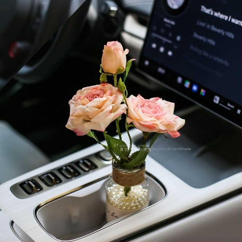 Buchet de trandafiri din mătase pentru interiorul mașinii – vază florală cu design relief, potrivit pentru nunți, decor de casă și recuzită pentru fotografii