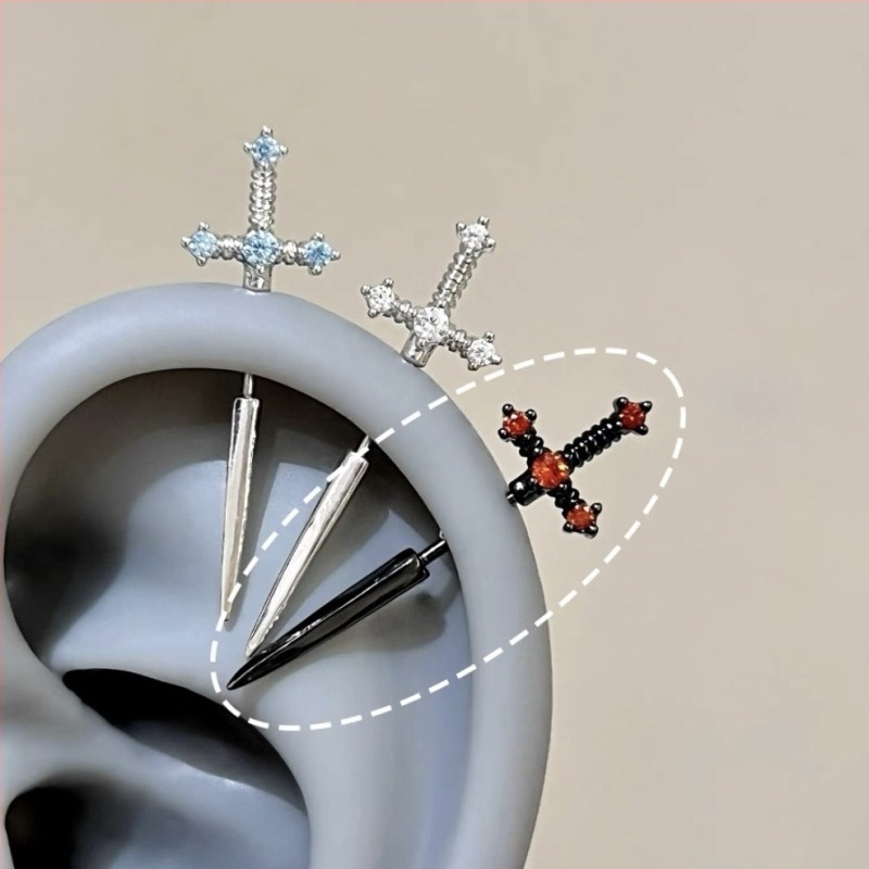 Cercei din oțel titan cu accente de zirconiu, formă de floare, stil lux discret