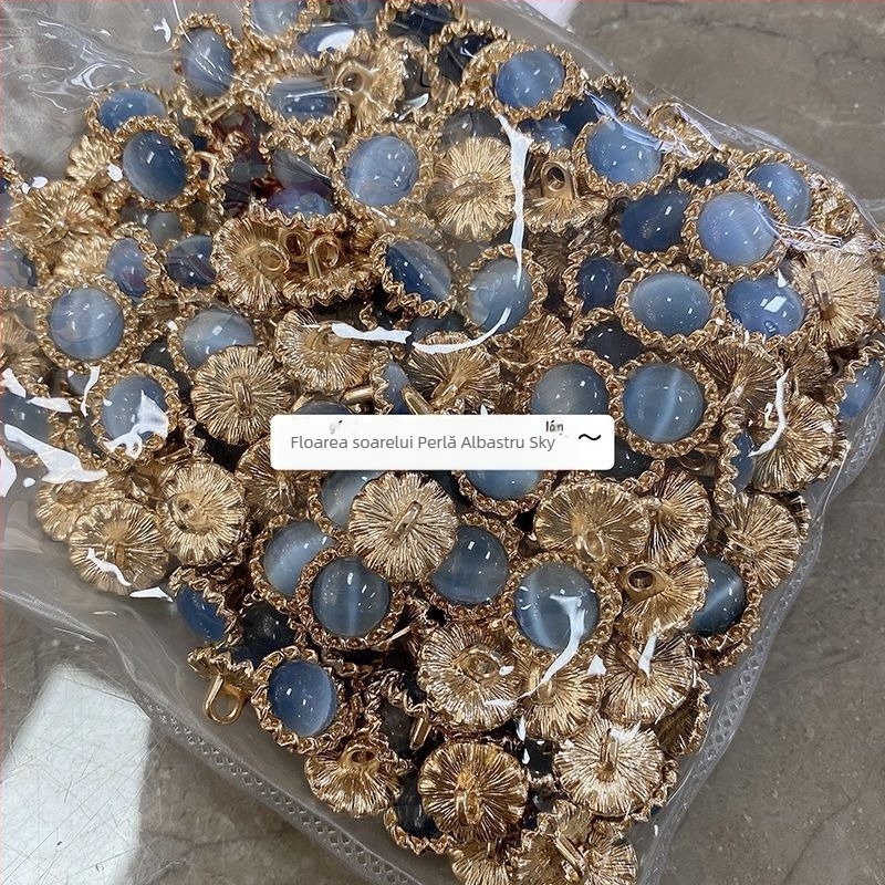 Buton metalic cu floarea-soarelui, finisaj perlat pentru cămăși feminine și cardiganuri din lână (accente decorative ochi de pisică)