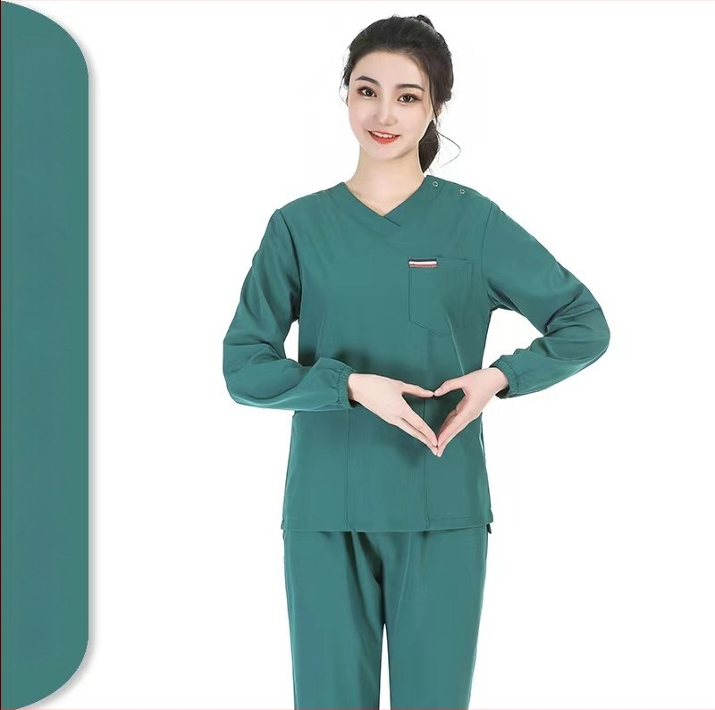 Set scrubs medical unisex – uscare rapidă, anti-static, top cu mâneci scurte și decolteu în V, pantaloni, amestec poliester-spandex (≥95% poliester), evacuare umezeală