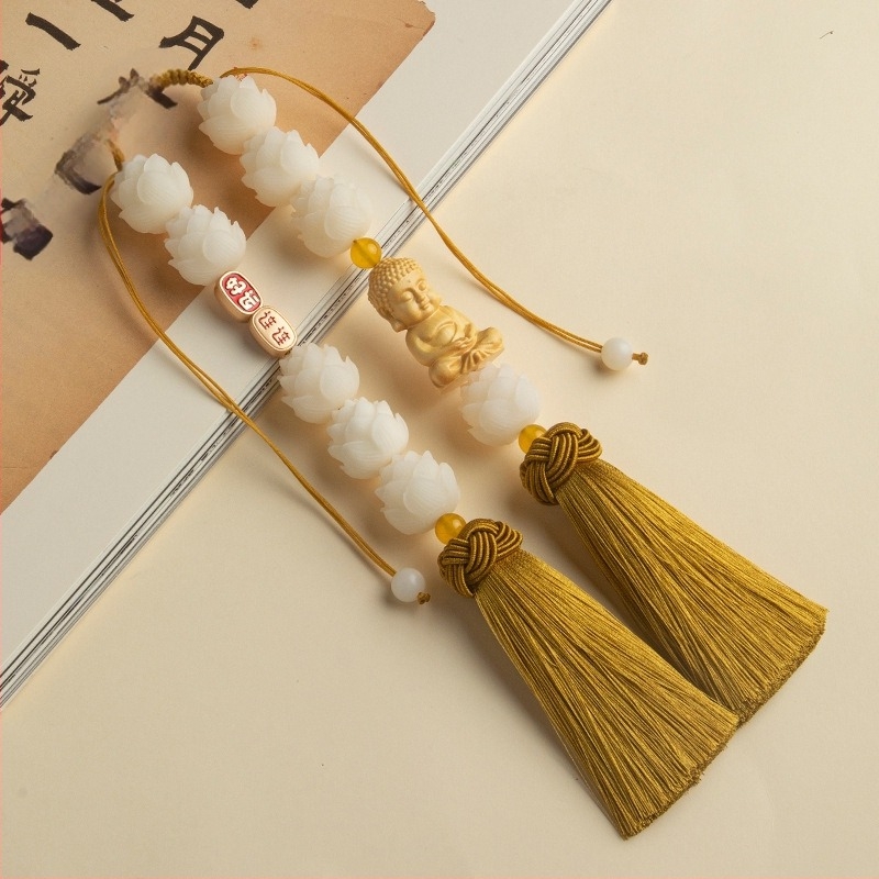 Pandantiv decorativ auto Bodhi lotus, stil tradițional chinezesc; material rășină; brand Copper hair; decor interior