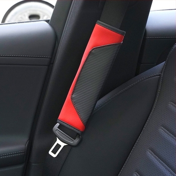 Protector pentru umărul centurii de siguranță – din piele, accesoriu practic pentru mașină (Brand: Road Jason; Material: Piele; Tip: Practical; Greutate: 65 g)