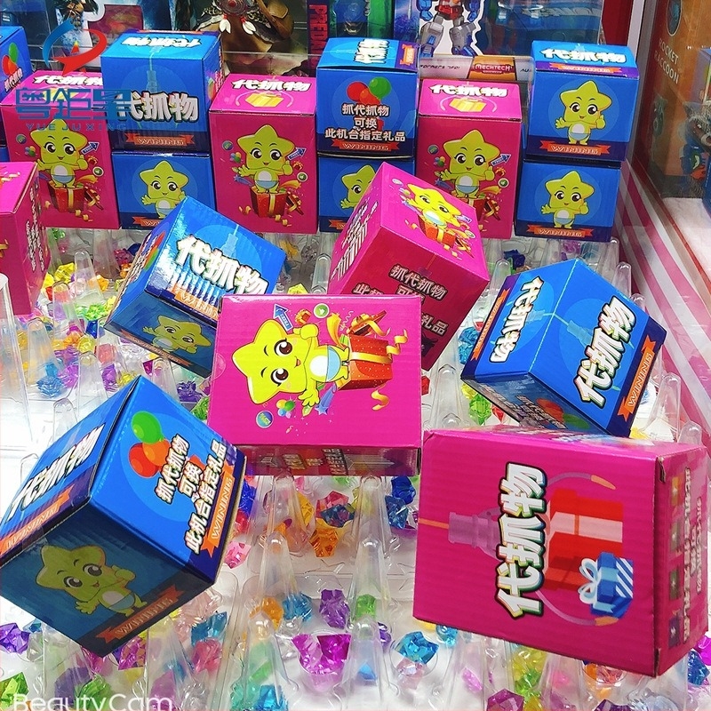 Grip înlocuitor pentru mașina de păpuși — Model Carton substitute grip — Material: Hârtie-fier; Greutate: 0,2 kg; Potrivit pentru mașini de păpuși