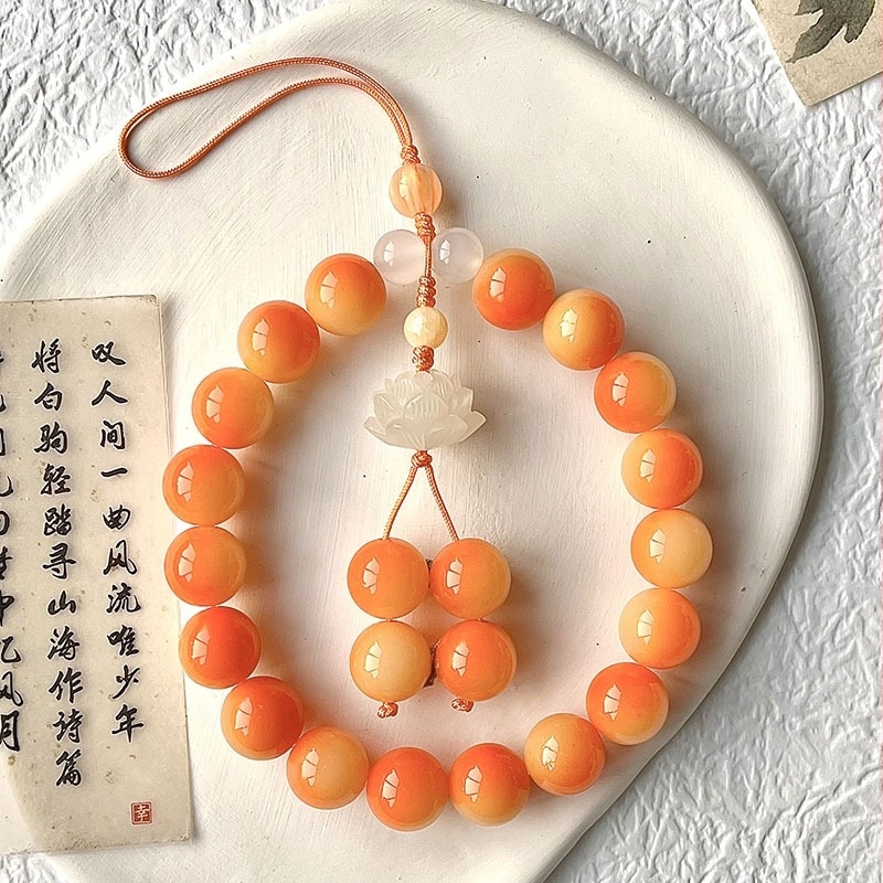 Pandantiv pentru telefon din Bodhi rădăcină, gravură Crystal Joy; modele de insecte; lansare primăvara 2024