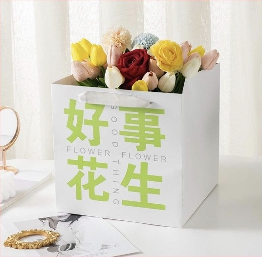 Geantă de cadouri din carton alb de 250 g, imprimare coloră, pentru ambalare universală