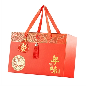 Cutie cadou de Anul Nou – carton ondulat; origine Hengyang, Hunan; brand Xiangheng; ștampilare la cald; stil chinezesc