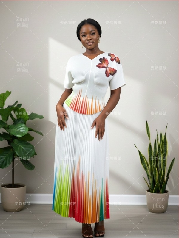 Set din două piese din chiffon pentru femei: fustă plisată lungă cu imprimeu gradient și top ușor strâns, potrivit pentru birou